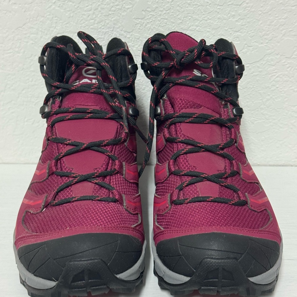 Scarpa Maverick Mid-GTX Hiking Boots